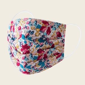 Pretty flower face mask